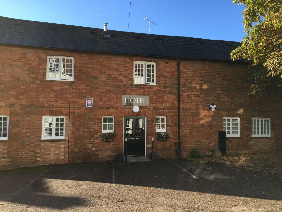 The White Hart Sherington Exterior foto